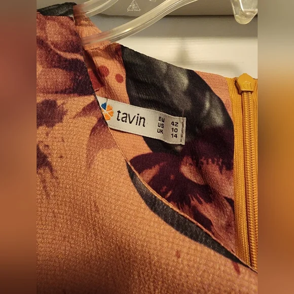 Tavin mustard yellow floral maxi dress with puffed long sleeves - Picture 6 of 9